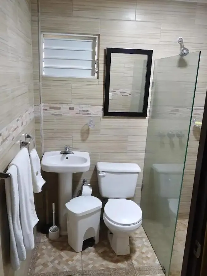 Dominican Suite 2, Increible Apto. Cama King 普拉塔港 0*,  多米尼加共和国