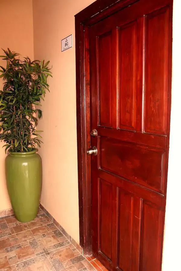 Dominican Suite 2, Increible Apto. Cama King 普拉塔港